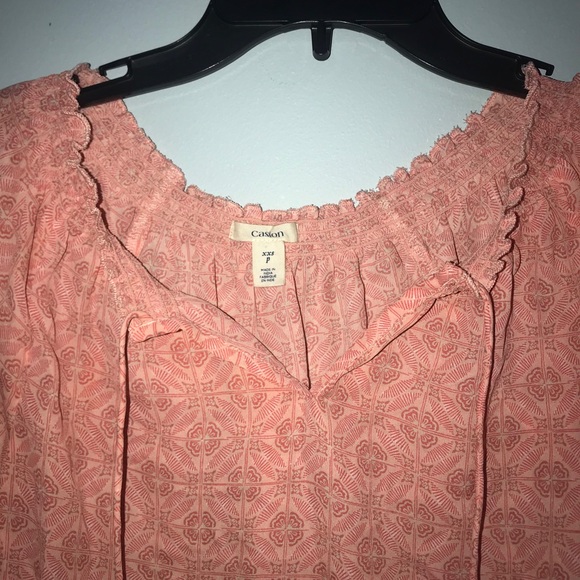 Flower Patterned Blouse - Picture 2 of 3